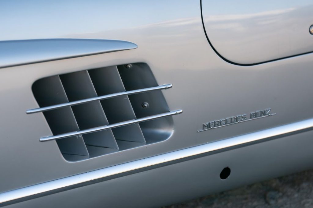 Mercedes 300SL Gullwing 49 Motor16