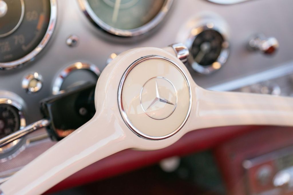 Mercedes 300SL Gullwing 75 Motor16