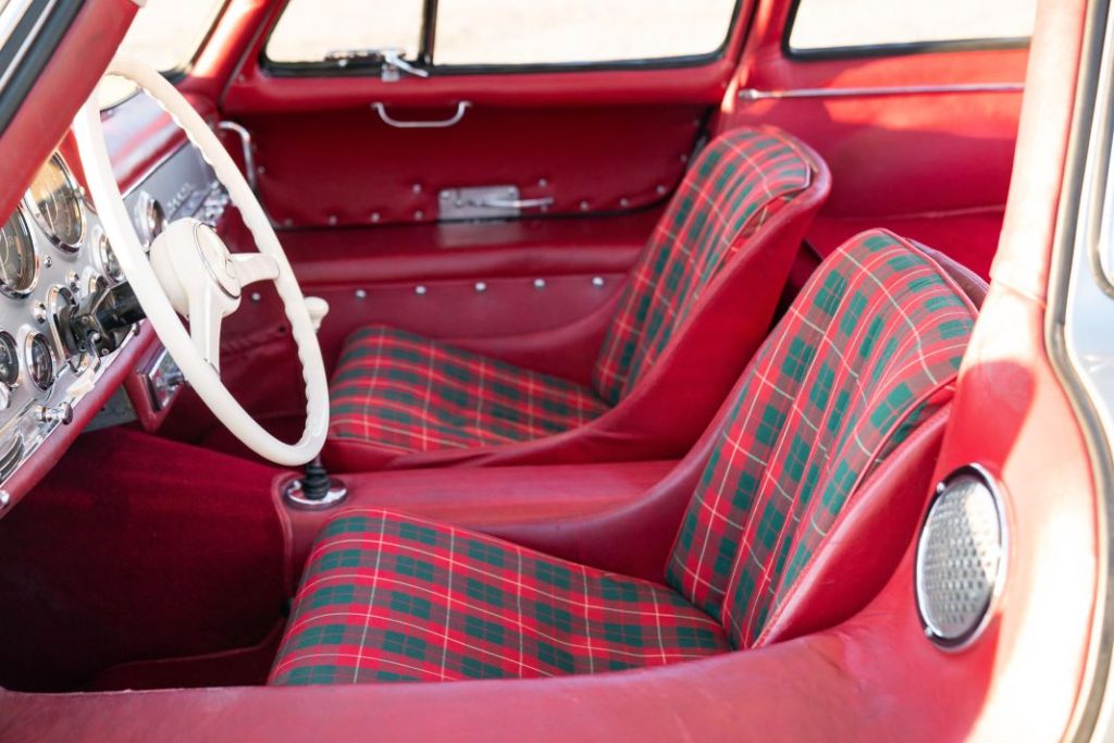 Mercedes 300SL Gullwing 76 Motor16