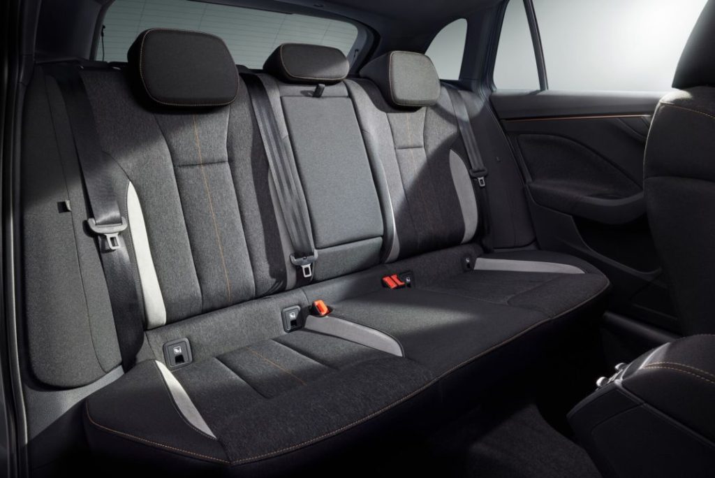skoda scala 2024 plazas traseras Motor16