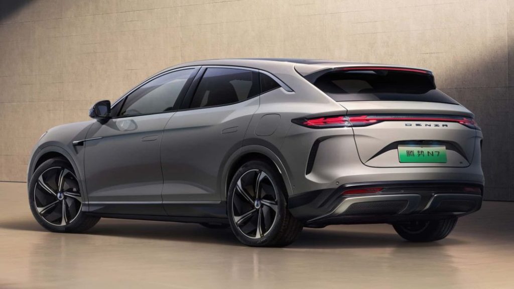 2024 denza n7 4 Motor16