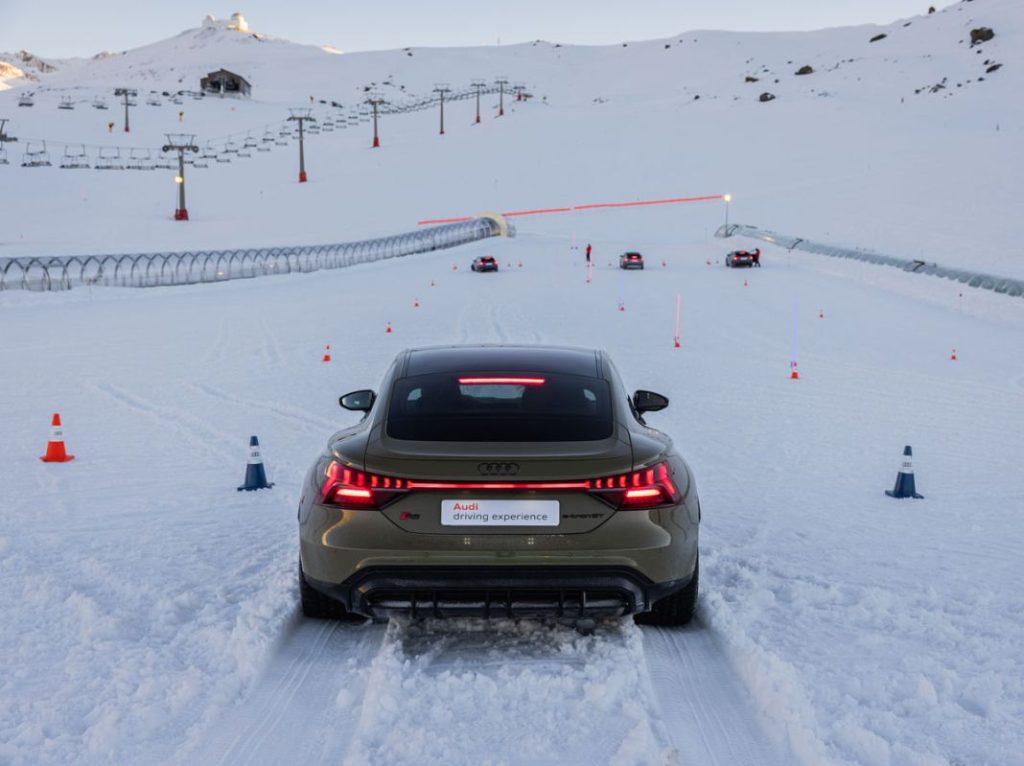 AUDI WINTER EXPERIENCE 8 Motor16