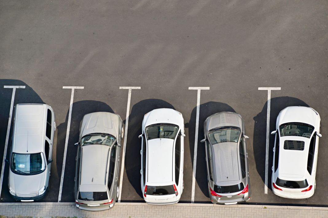 ¿CUÁNTO TIEMPO ESTÁ REALMENTE APARCADO TU COCHE?