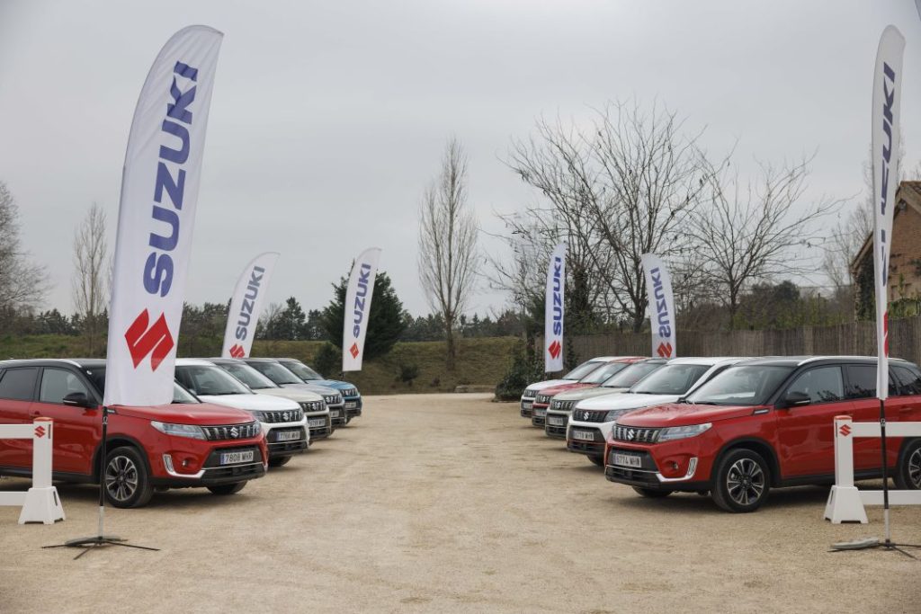 Los coches, preparados para la prueba de 2024.