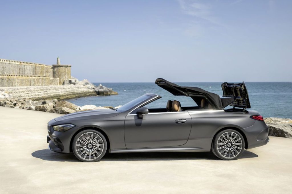 MERCEDES CLE CABRIO 20 Motor16