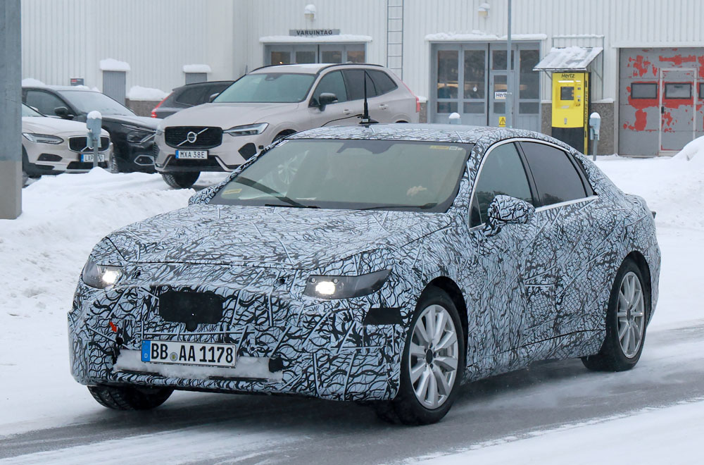 Mercedes EQC C class 10 Motor16