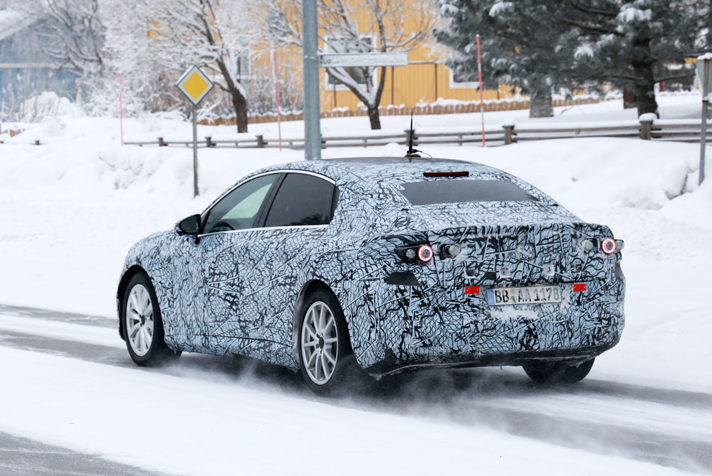 Mercedes EQC C class 18 Motor16