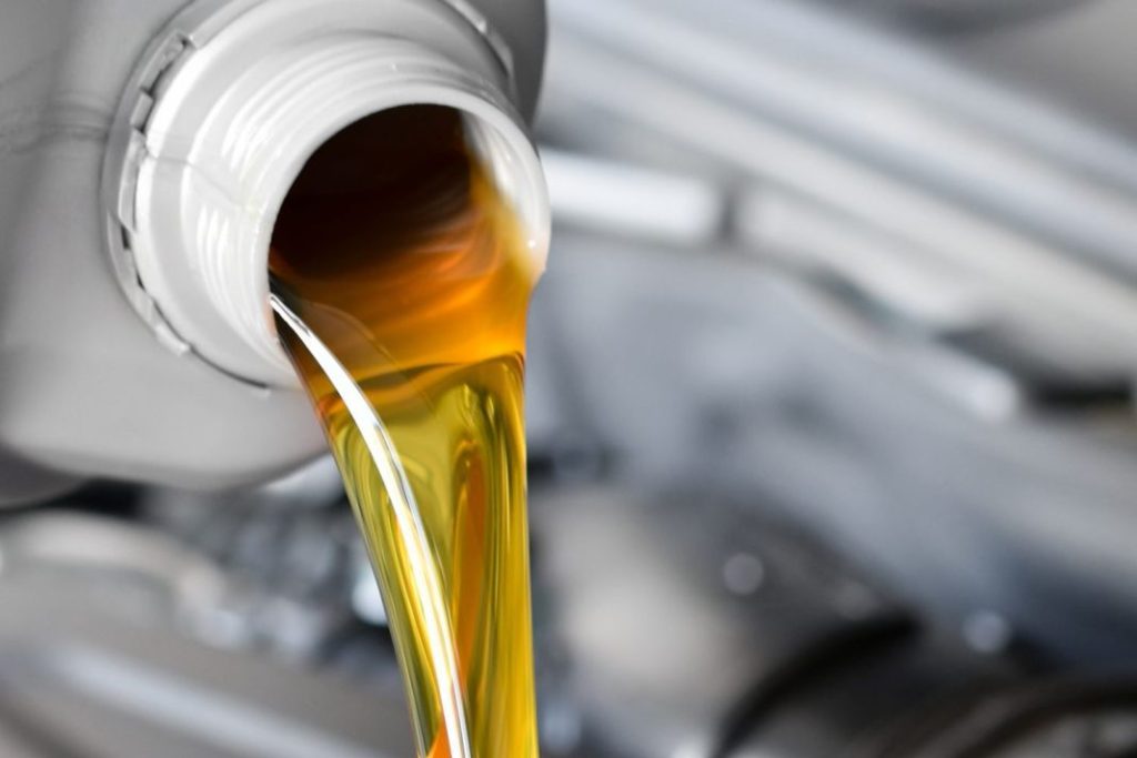 aceite coche 8 Motor16