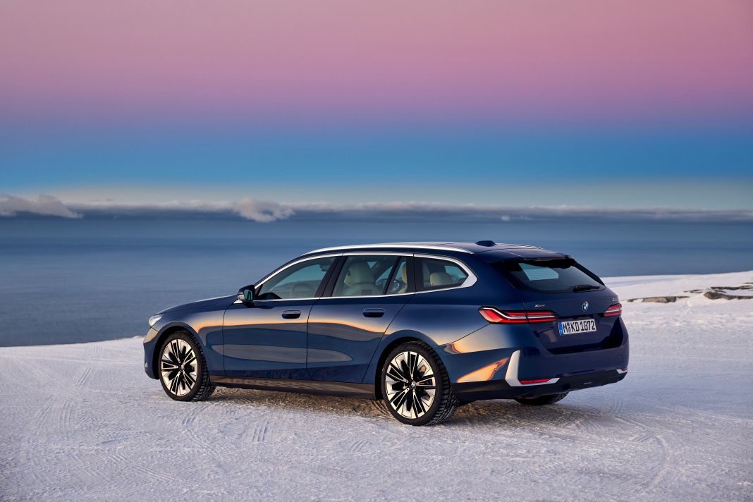 bmw-serie-5-touring-520d-xdrive-12.jpg&n