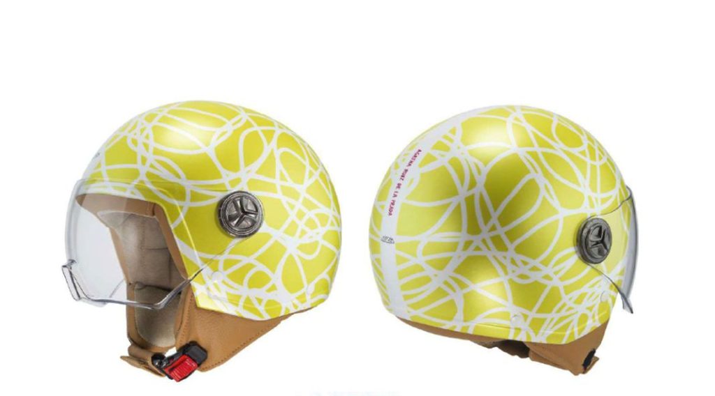 casco agatha ruiz de la prada NZI7 Motor16