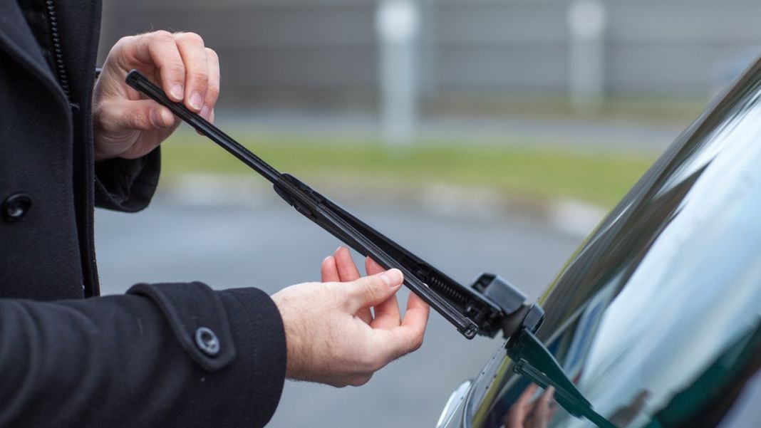 Cómo elegir los mejores limpiaparabrisas para tu coche