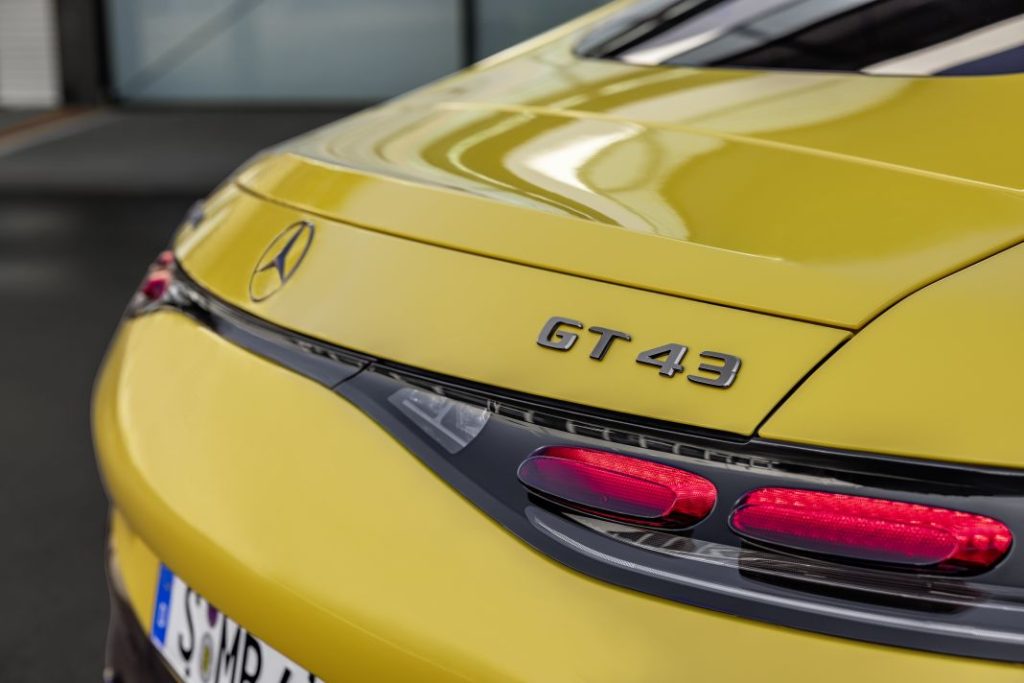 2024 Mercedes AMG GT 43 Coupe 16 Motor16