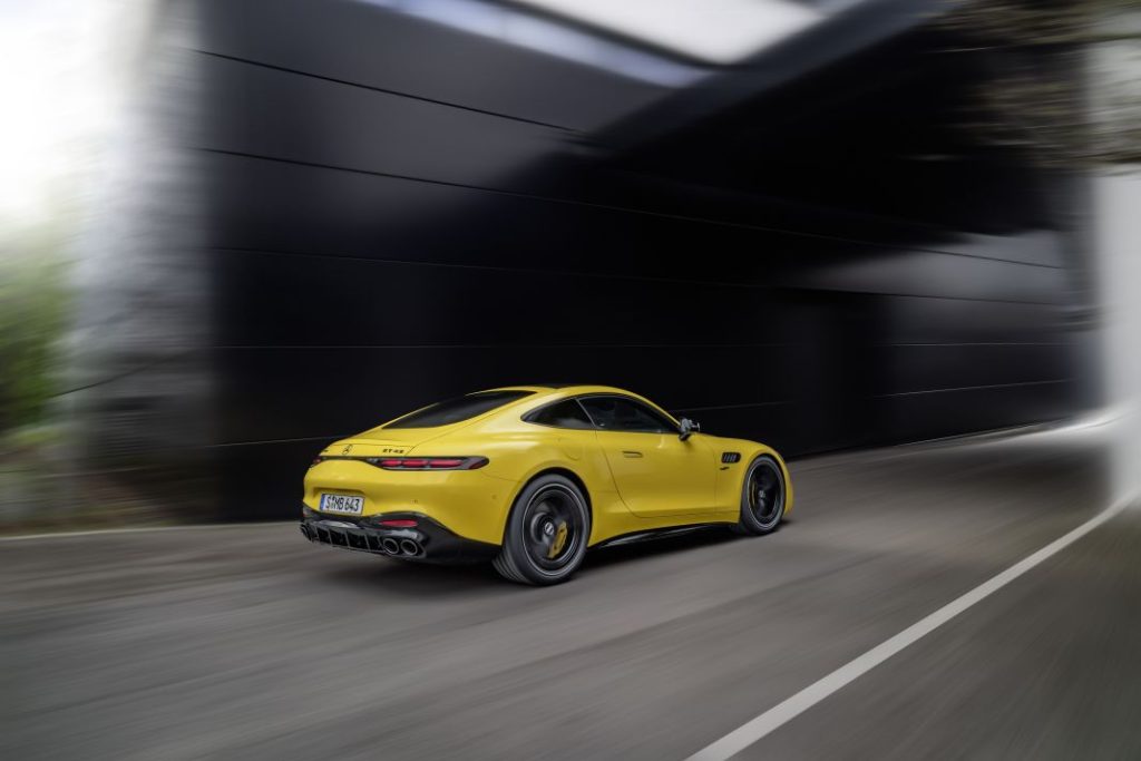 2024 Mercedes AMG GT 43 Coupe 6 Motor16