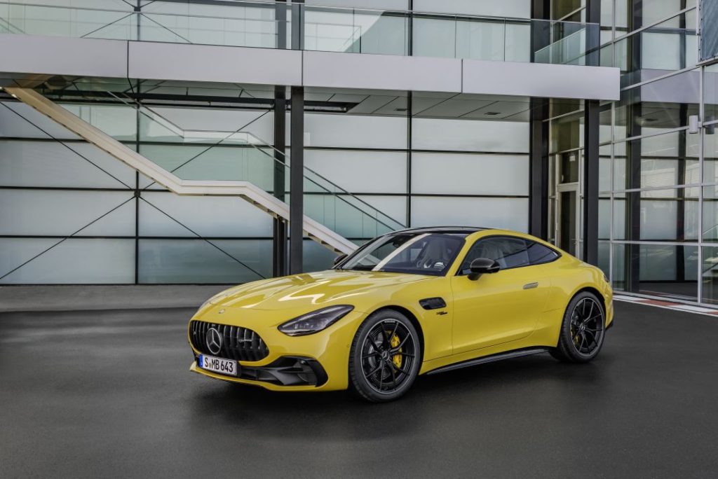 2024 Mercedes AMG GT 43 Coupe 8 Motor16