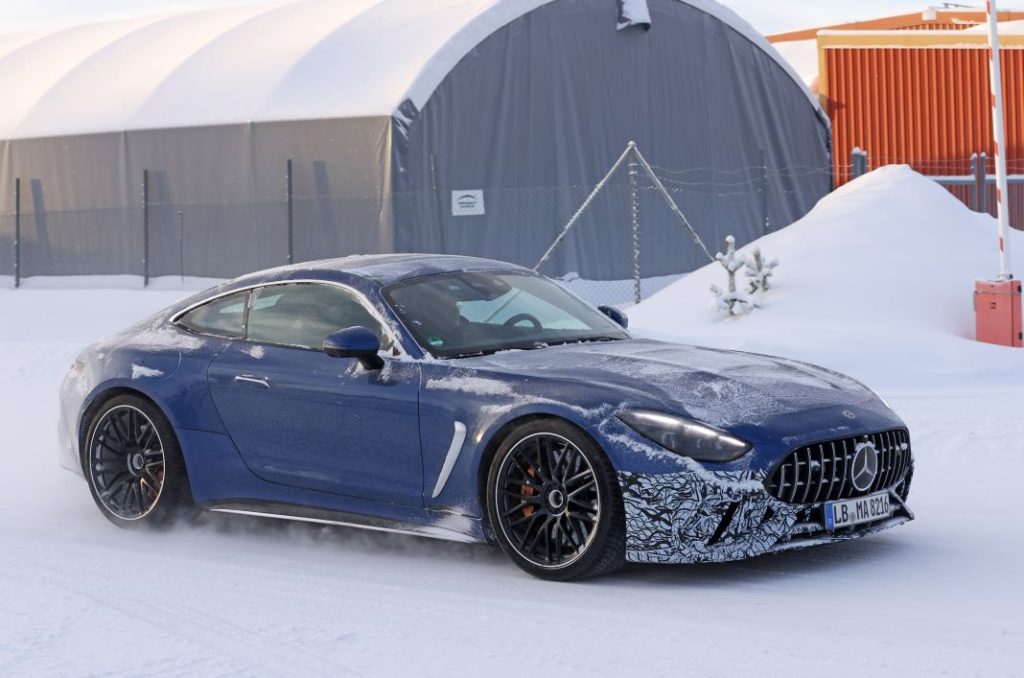 AMG GT 63 RWD 5 Motor16