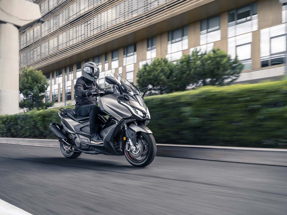 Kymco AK 550 Premium 28 Motor16
