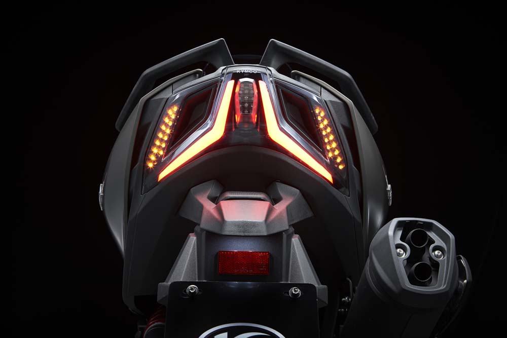 Kymco AK 550 Premium 49 Motor16