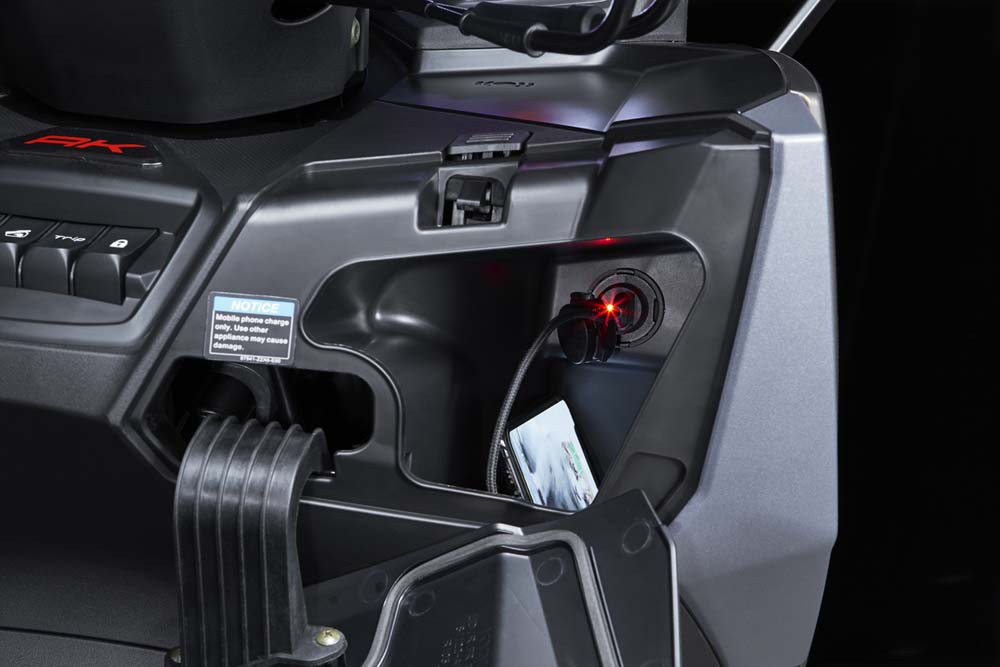 Kymco AK 550 Premium 51 Motor16
