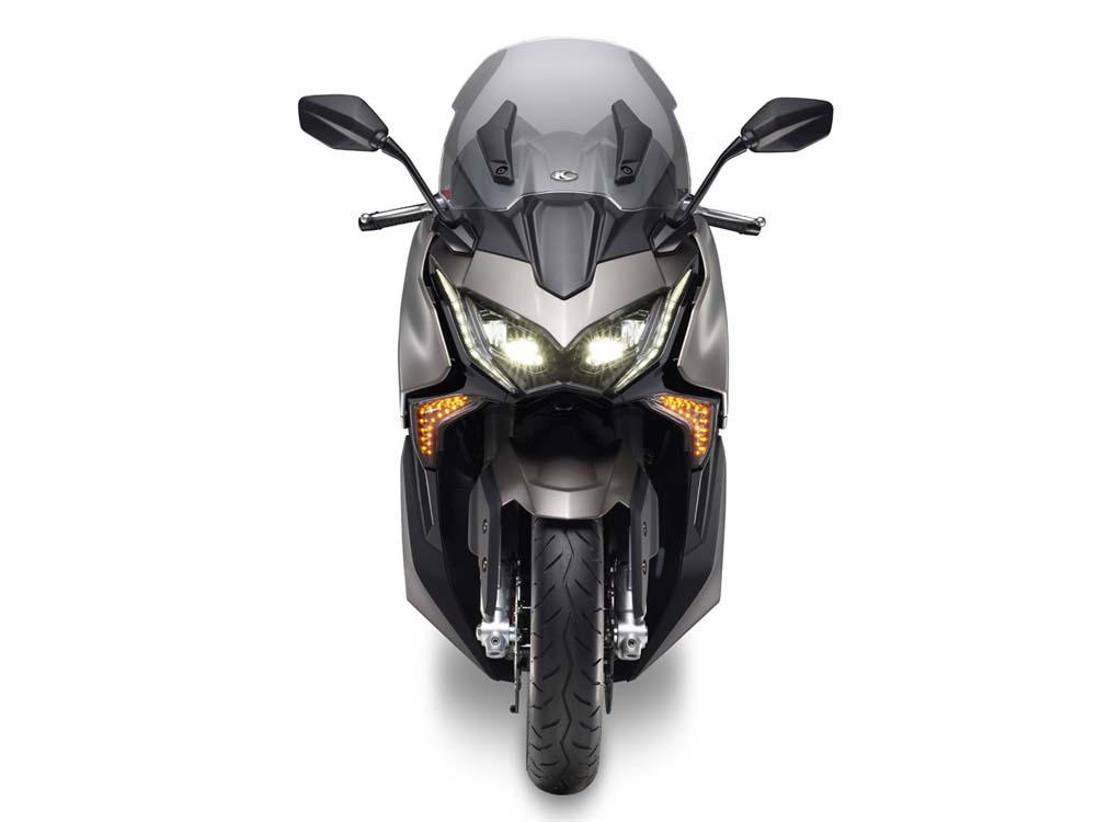 Kymco AK 550 Premium 64 Motor16
