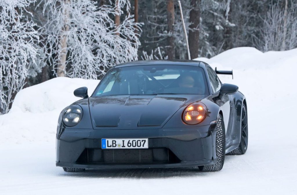 Porsche 911 GT3 facelift 2 Motor16