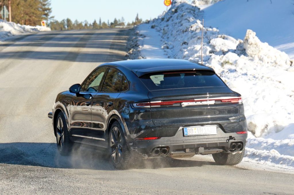 Porsche Cayenne Coupe 2026 19 Motor16