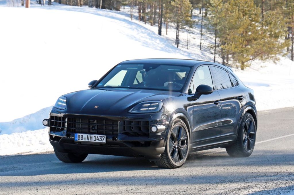 Porsche Cayenne Coupe 2026 21 Motor16