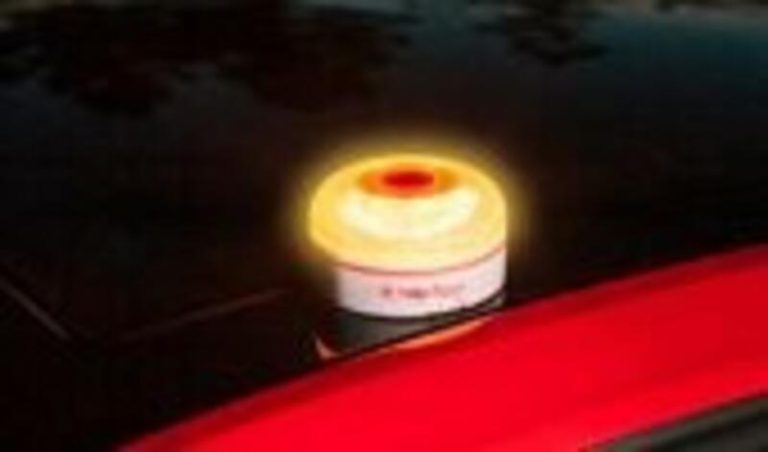 Vodafone ha vendido más de 250.000 luces de emergencia para reemplazar a los clásicos triángulos