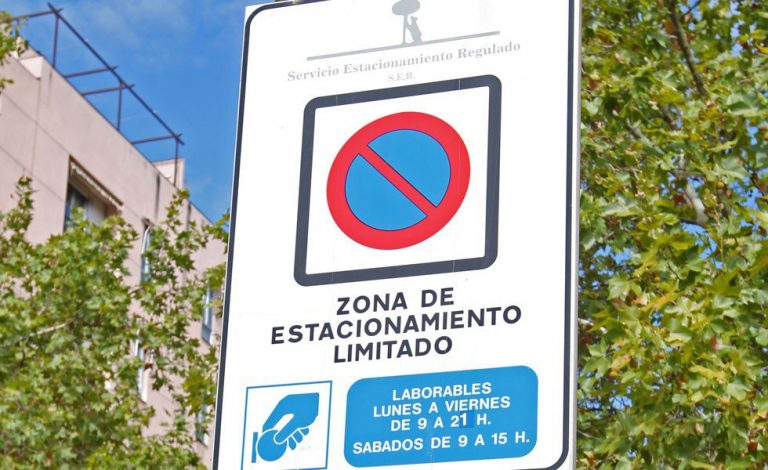 Señal no escrita en castellano: ¿se puede anular la multa?