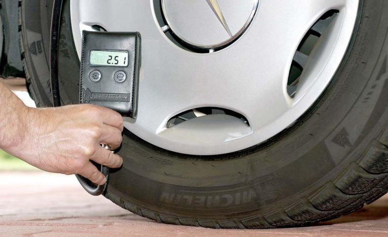 ¿Afecta la presión de los neumáticos al consumo?