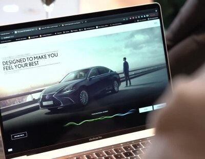La firma Lexus presenta un innovador anuncio creado con inteligencia artificial