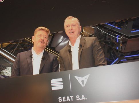 Wayne Griffiths (izda) y David Powels, presidente y vicepresidente financiero de Seat