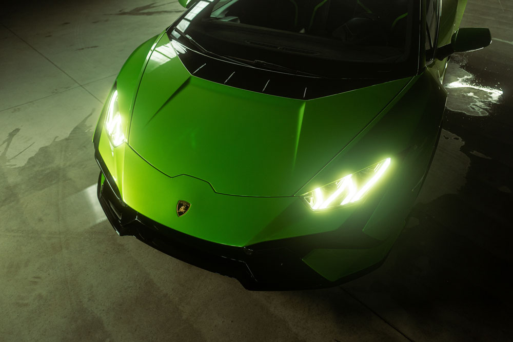 2022 Lamborghini Huracán. Imagen faros.