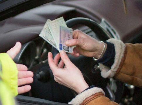 Como te afectará la retirada del código 78 del carné de conducir