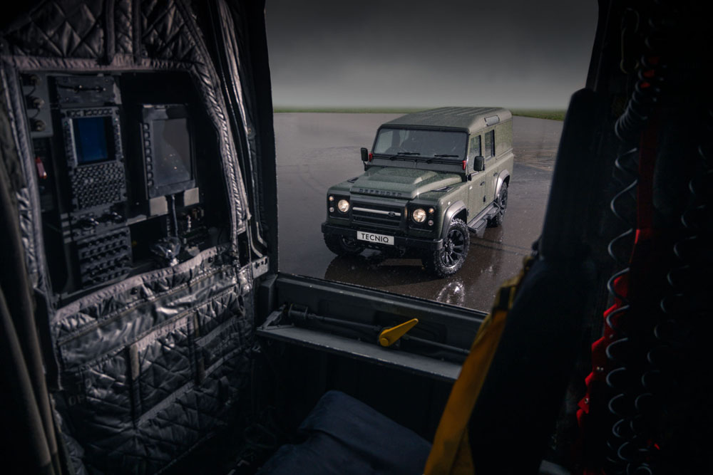 TECNIQ Land Rover Defender Q40