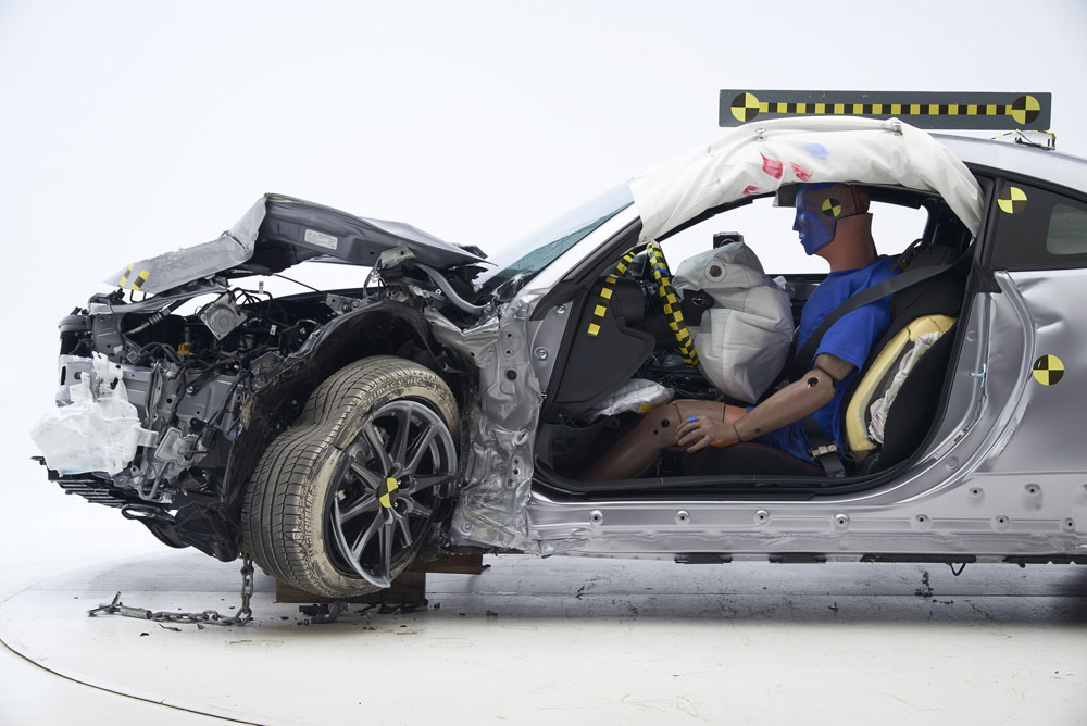 2022 Subaru BRZ IIHS Crash Test 3 Motor16