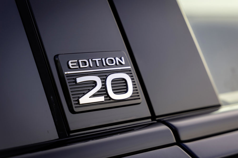 2022 VW Touareg EDITION 20 11 Motor16