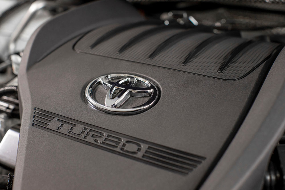2022 Toyota Highlander. Imagen motor turbo.