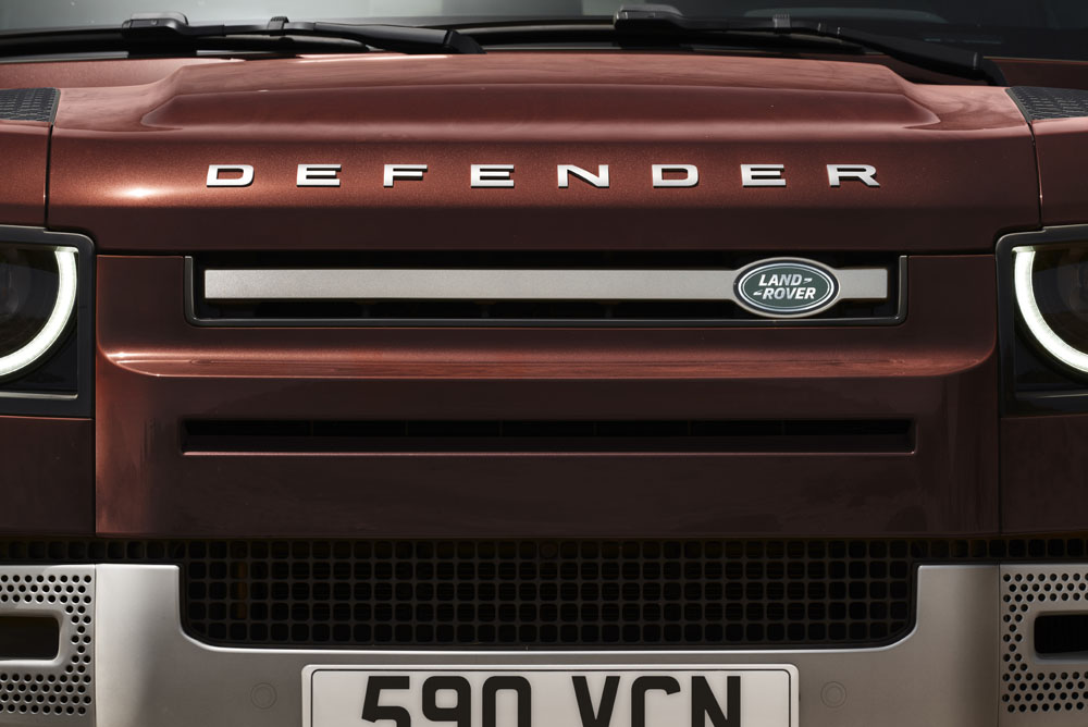 Land Rover Defender 130 20 Motor16
