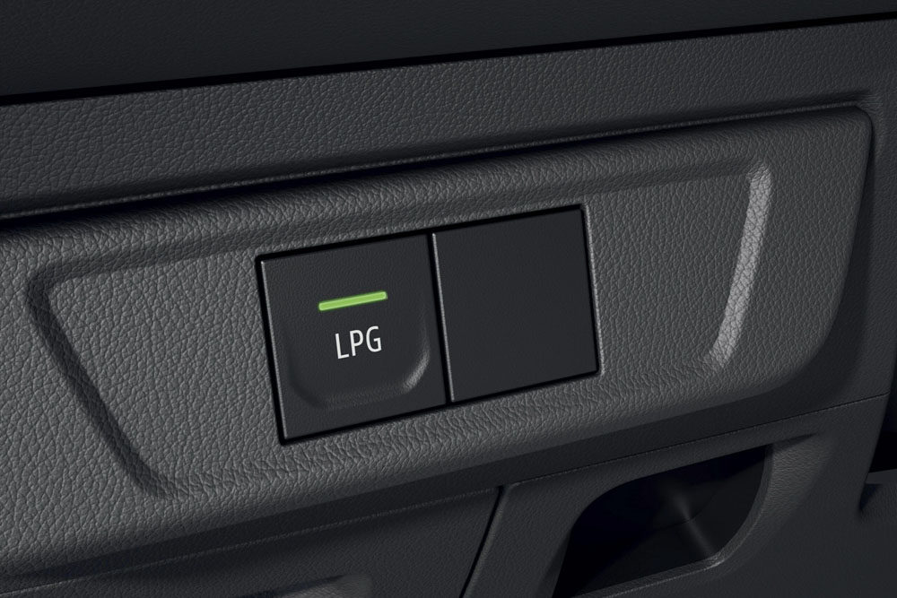 Dacia Sandero ECO-G. Imagen detalle botón GLP.