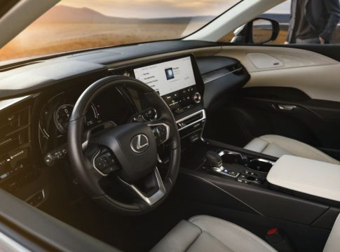 Interior Lexus RX 2022