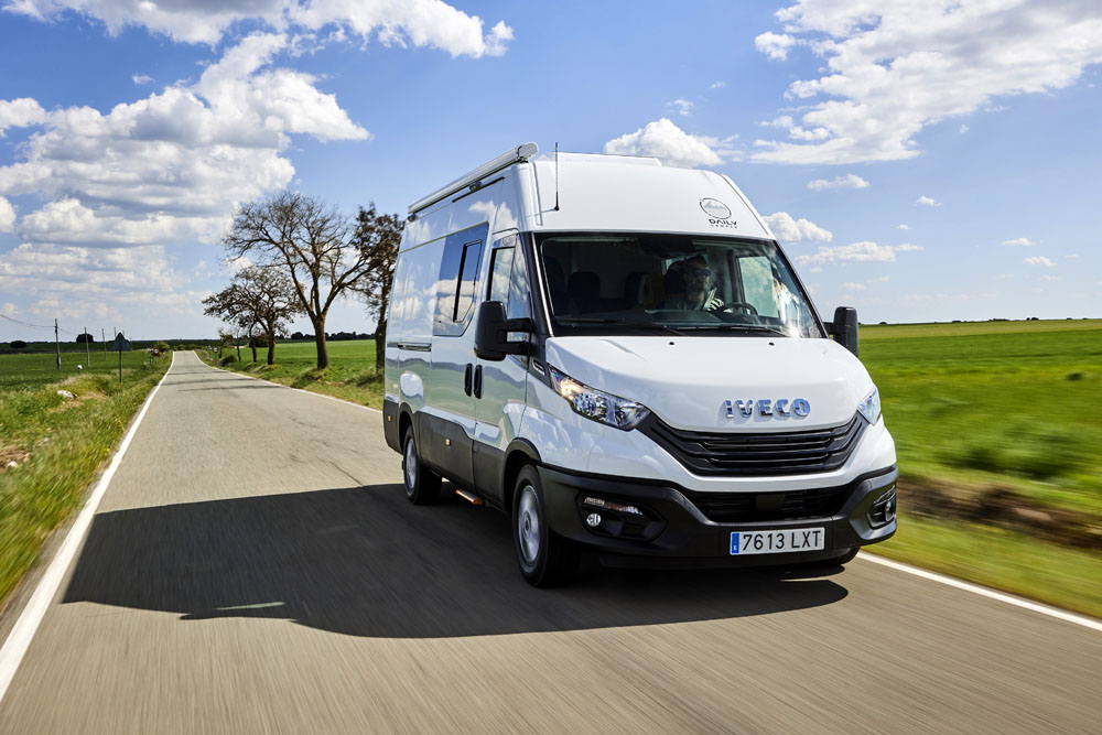 Iveco Daily Camper 3 Motor16