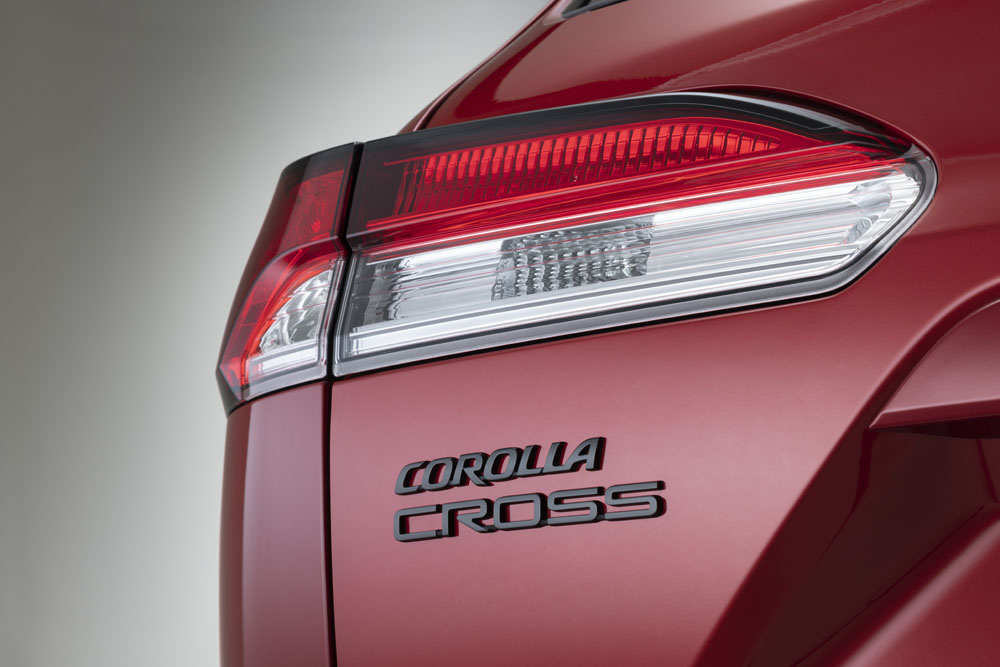 Toyota Corolla Cross Hybrid USA 1 Motor16