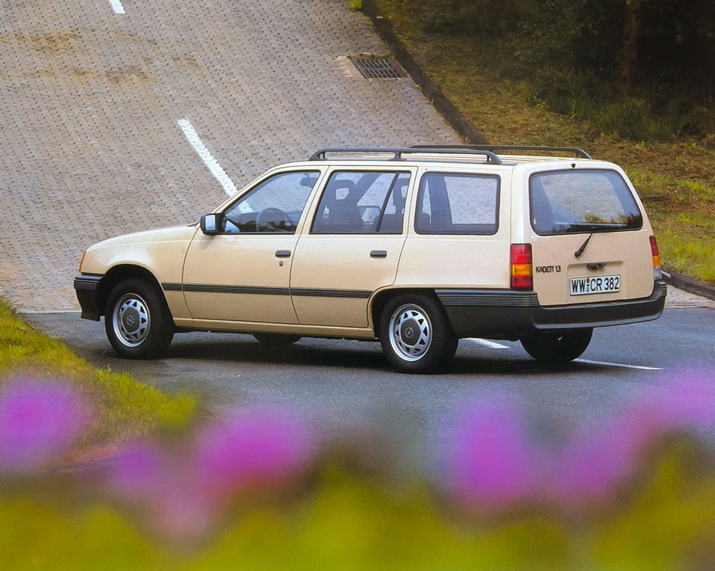 Opel Kadett 1.3i Caravan (1985).