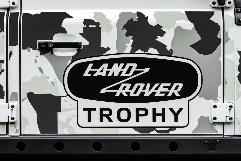 2022 Land Rover Classic Defender Works V8 Trophy II 10 Motor16