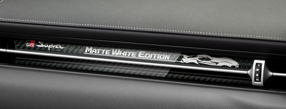 Toyota GR Supra Matte White Edition. Imagen detalle interior.