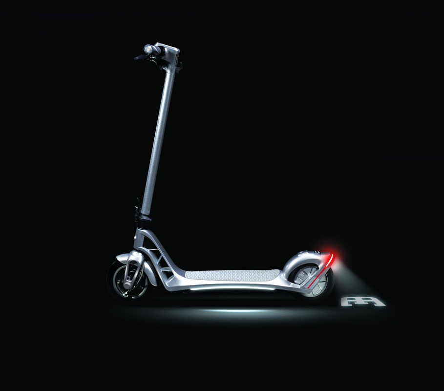2022 bugatti scooter 5 Motor16