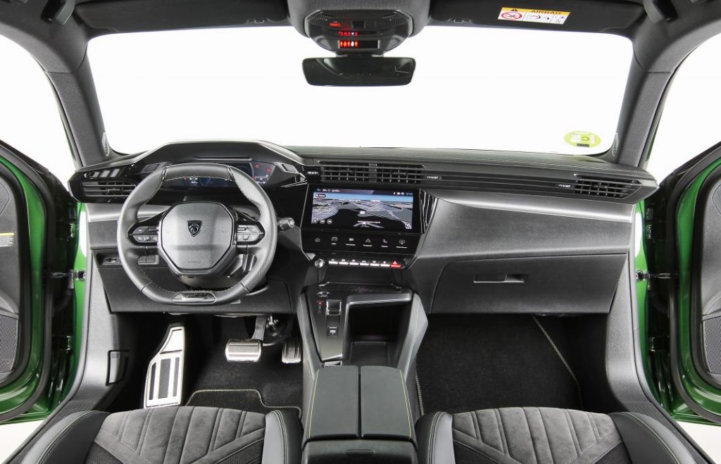 Peugeot 308 interiores web 18 1 Motor16