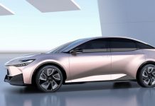 Toyota lanzará una berlina eléctrica