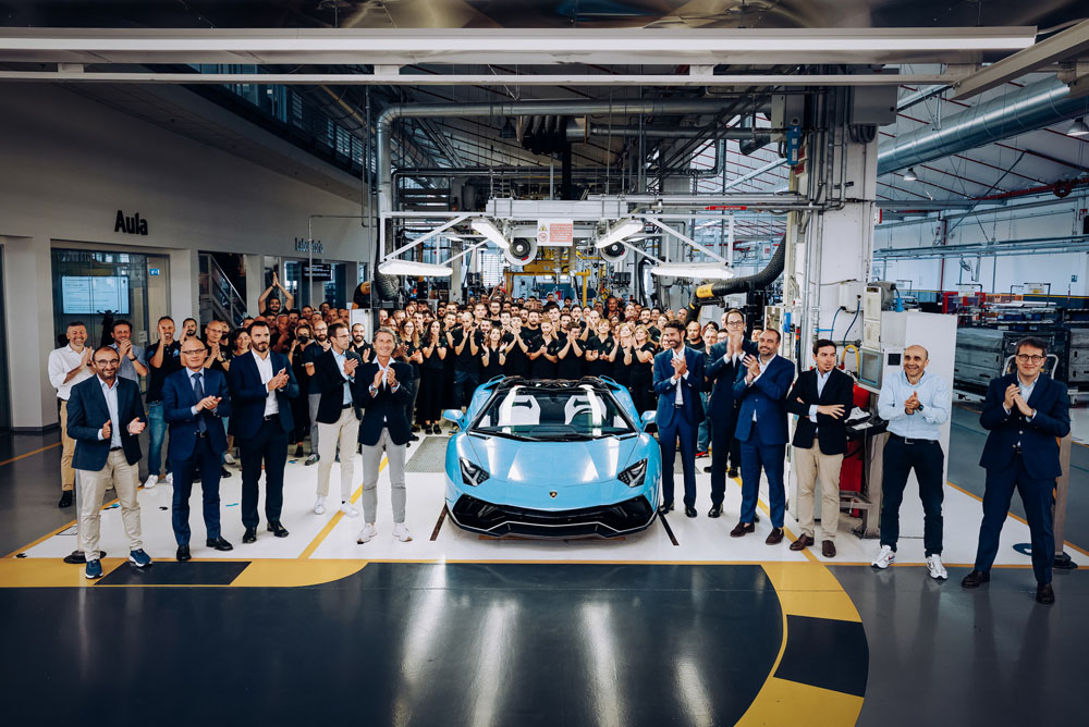 Último Lamborghini Aventador. Imagen fábrica despedida.