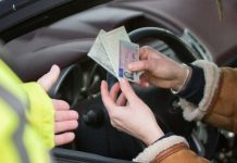 La norma europea que permitirá a la DGT retirar miles de carnet de conducir al año